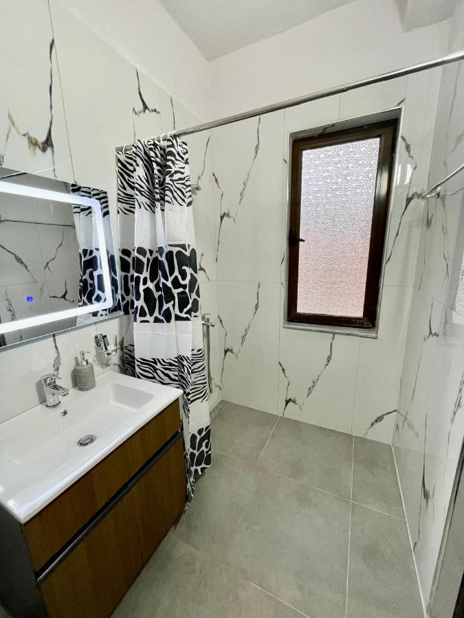 Keon Superb Studio Apartament Tirana Exterior foto